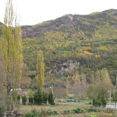 Apartamentos Estop Sahun Екстериор снимка