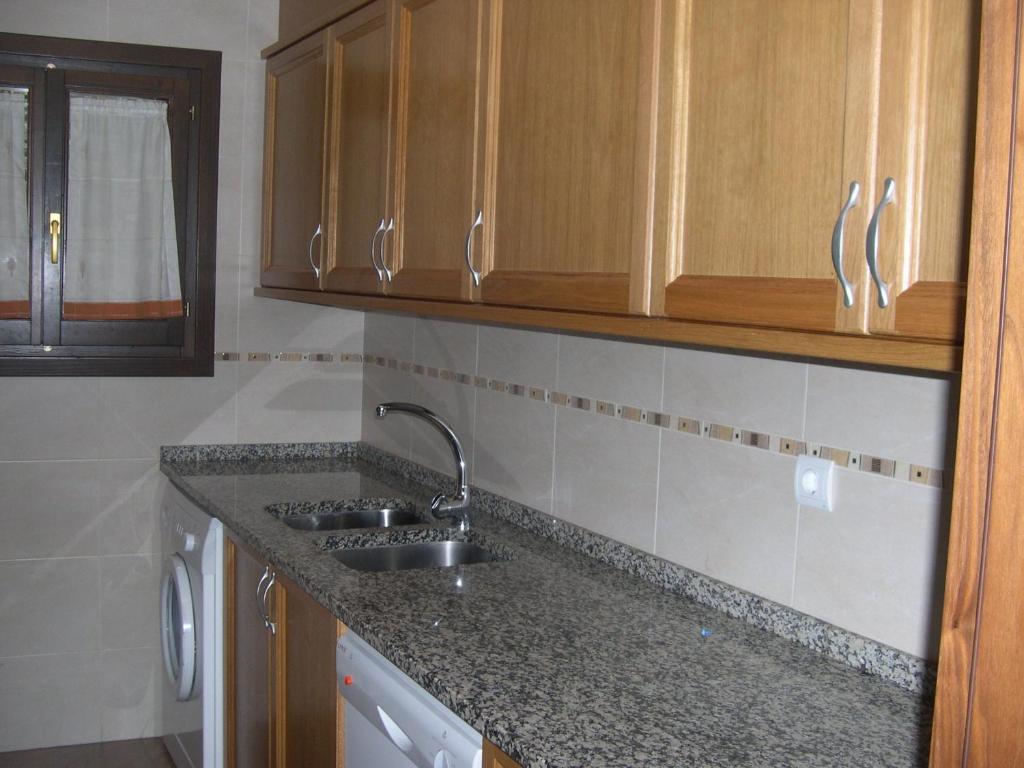 Apartamentos Estop Sahun Екстериор снимка